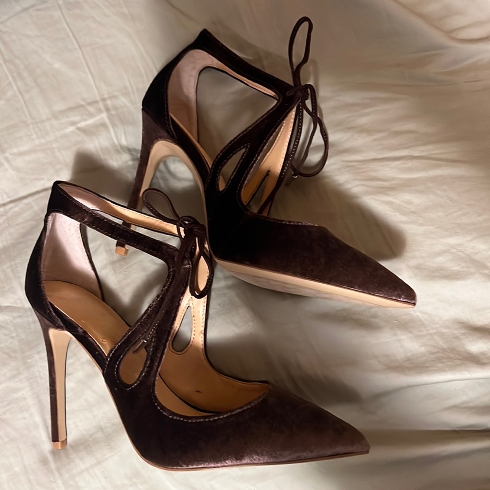 Days by Zendaya heels